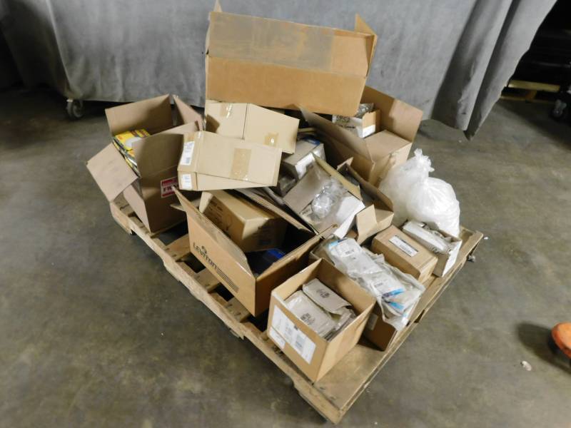 lot 9123 image: Large Lot of Misc Hardware Not Tested Inspect For Parts and Condition