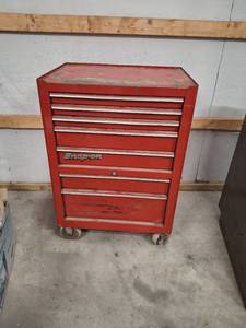 lot 1005 image: Snap-on Rolling Tool Box