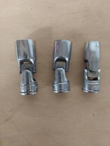 lot 1047 image: Snap-On 38 drive Swivel Universal Sockets - FDHU14A 716, FDHU16A 12 and FDHU18A 916
