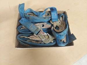 lot 1058 image: tie down straps