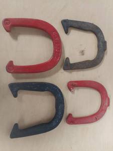 lot 1091 image: horseshoes