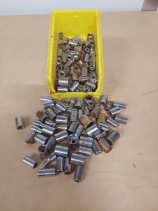 lot 1101 image: 14 drive sockets