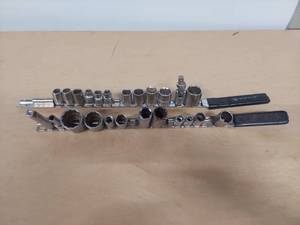 lot 1103 image: 38 drive sockets