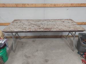lot 1125 image: 6 ft folding table