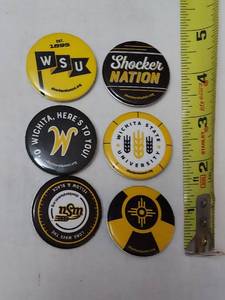 lot 5823 image: WSU Buttons
