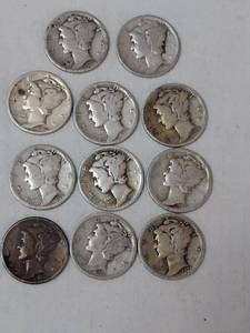lot 5827 image: 11 Mercury dimes, silver