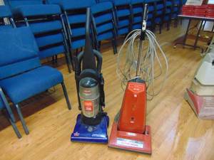 lot 1168 image: Brissell and Panasonic vacuums - untested