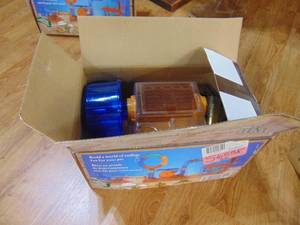 lot 1190 image: Gerbil habitat in box