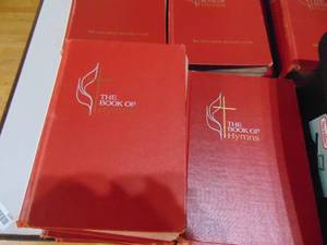 lot 1194 image: Bibles, hymnals and other literature