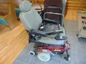 lot 1225 image: Pride mobility scooter - untested