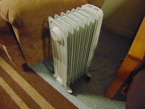 lot 1268 image: Pelonis space heater