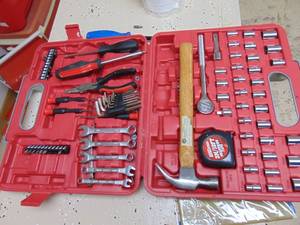 lot 1313 image: Small Tool Set