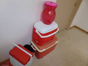 lot 1315 image: Coolers and Dispenser