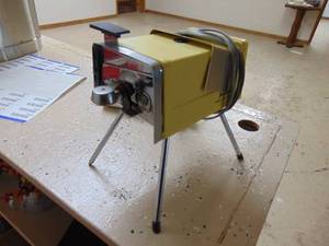 lot 1317 image: MCM Maid of Honor Can opener - Needs TLC