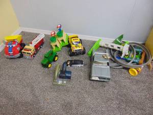 lot 1362 image: Selection of Toys on Wheels - Plastic