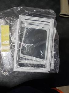 lot 3555 image: Clear Glass Display Case