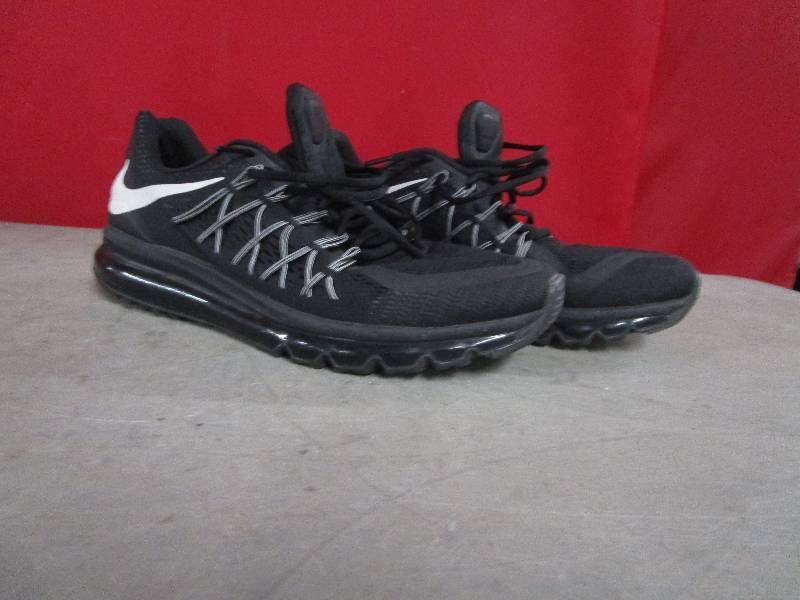 lot 4253 image: Nike Shoes