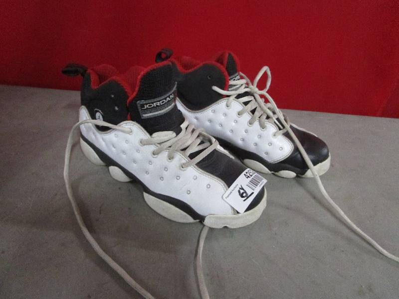lot 4252 image: Jordan 13