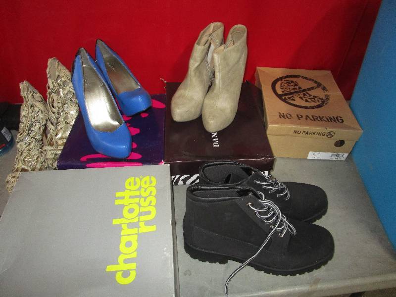 lot 4234 image: Lot of Shoes