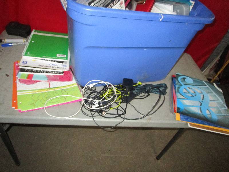 lot 4224 image: Lot of Office Supplies