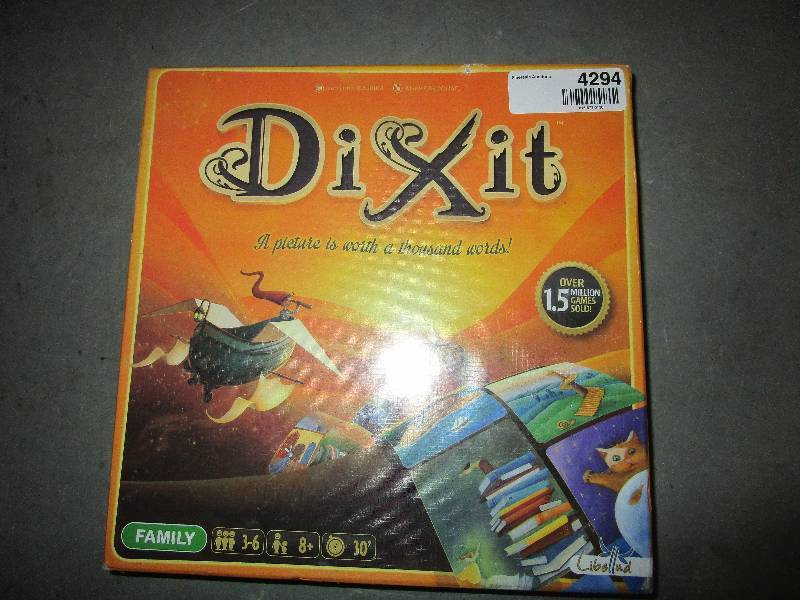 lot 4294 image: Dixit Board Game