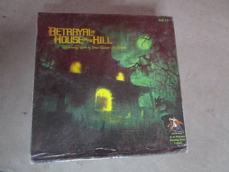 lot 4292 image: Betrayal At The House On The Hill Board Game
