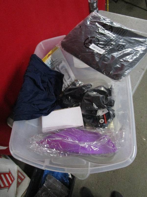 lot 4289 image: Lot of Misc Items