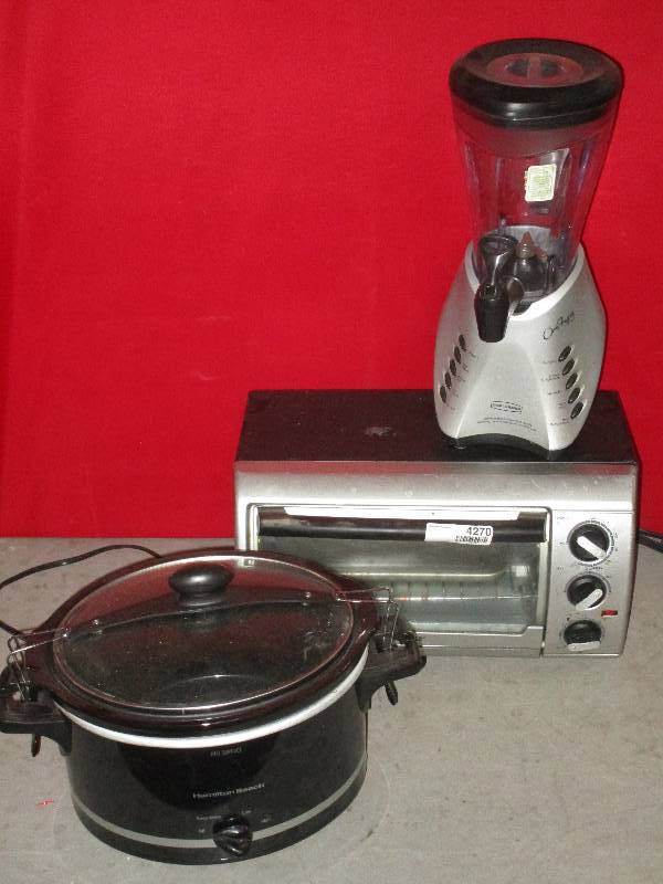 lot 4270 image: Kitchen Items