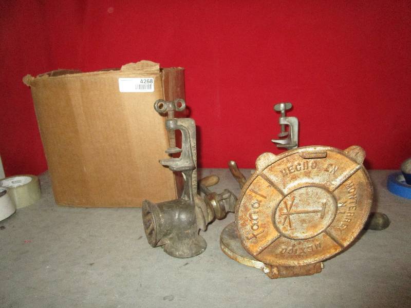 lot 4268 image: Lot of Random Items