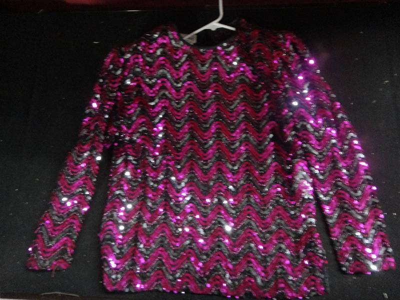 lot 4312 image: Womans Sunday Jacket