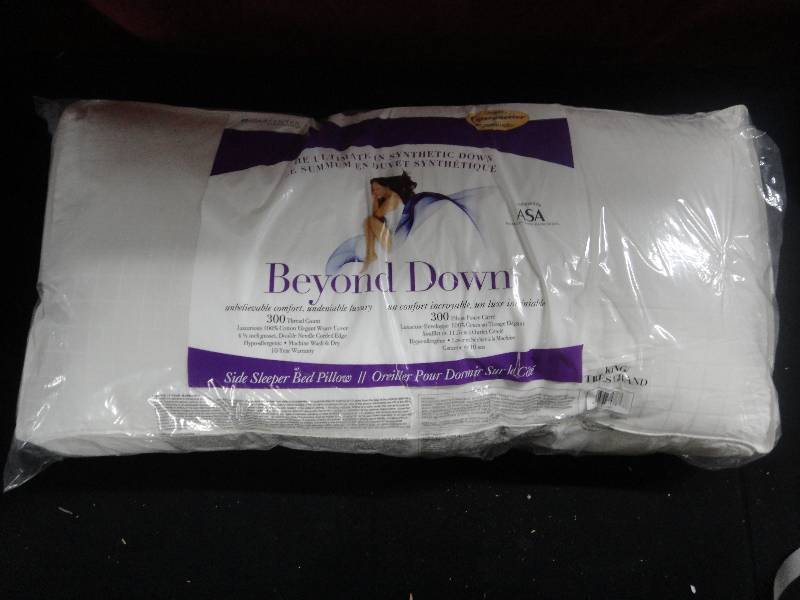 lot 4314 image: King Size Pillow