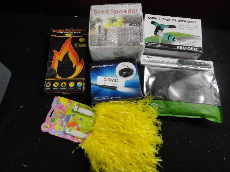 lot 4329 image: Lot of Random Items