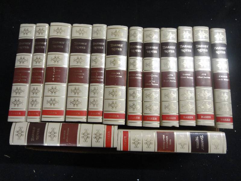 lot 4331 image: Lot of Encyclopedias