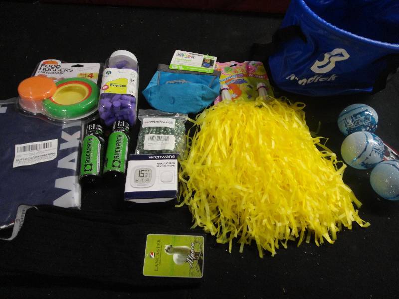 lot 4333 image: Lot of Random Items