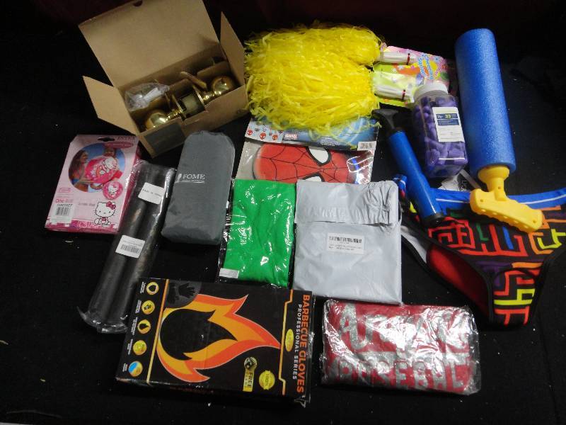 lot 4334 image: Lot of Random Items