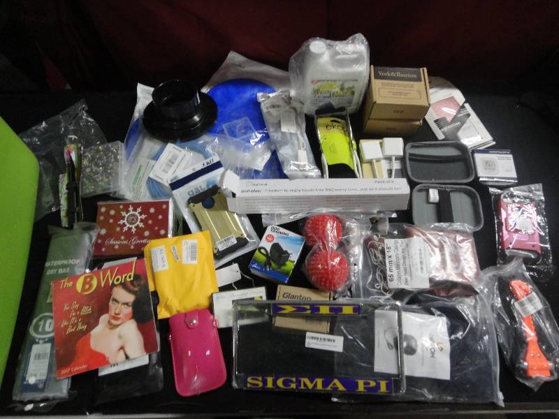 lot 4343 image: Lot of Random Items