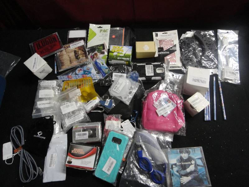 lot 4344 image: Lot of Random Items