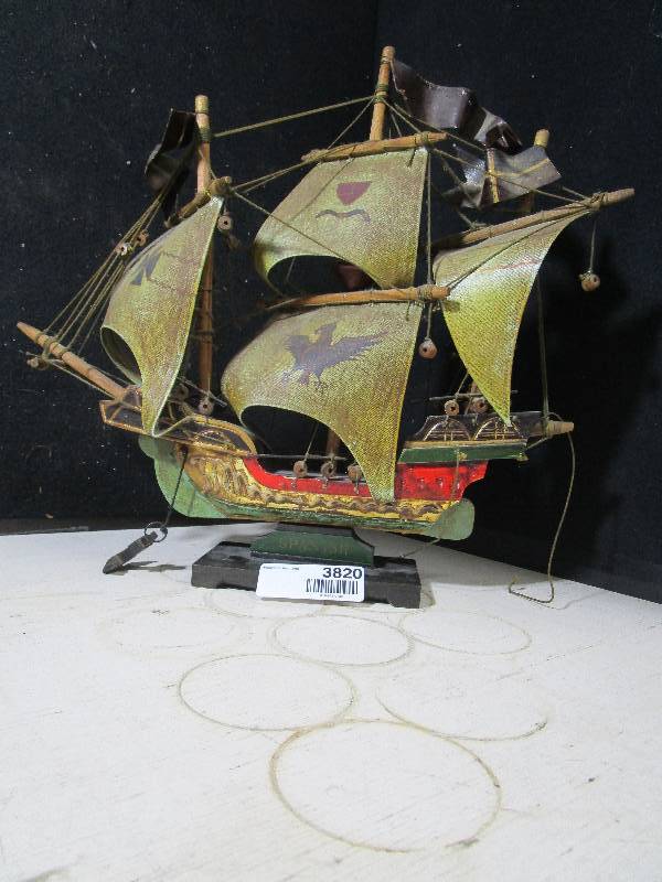 lot 3820 image: Antique Spanish Ship Decor