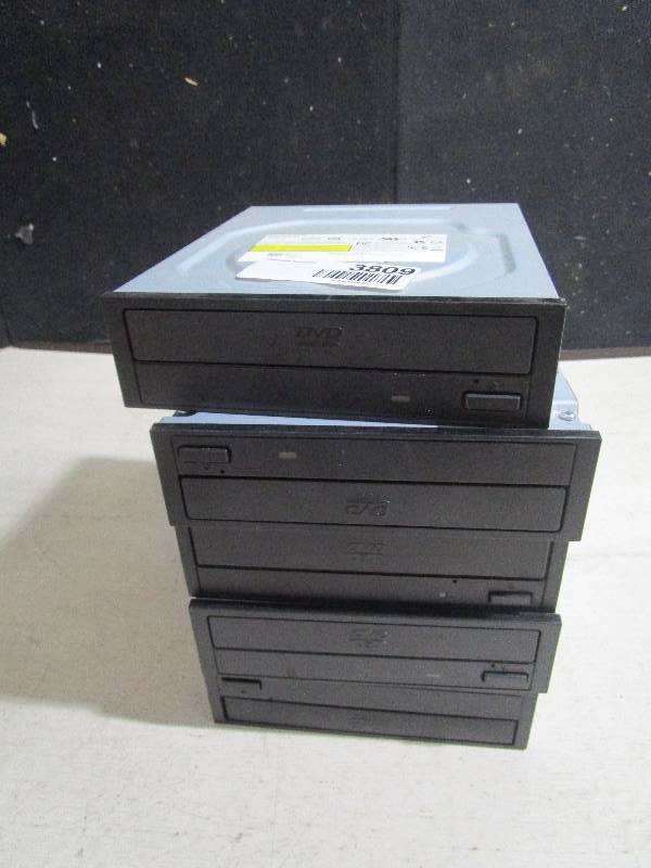 lot 3809 image: Lot of DVD Burners