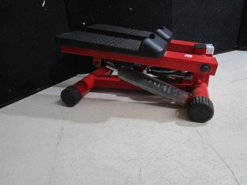lot 3799 image: Stepping Exercise Machine