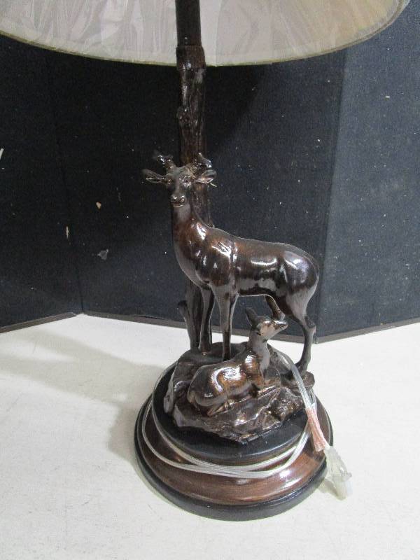 lot 3867 image: Deer Lamp See Pics