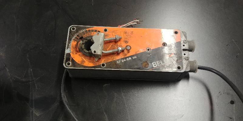 lot 6182 image: Belimo AF24-SR Proportional Actuator