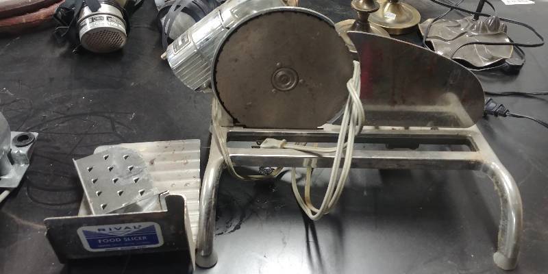 lot 6184 image: Magic Hostess Food Slicer