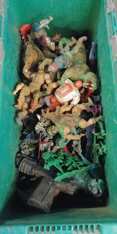 lot 6207 image: Vintage Toy Lot