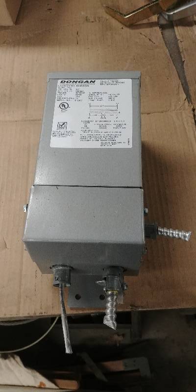 lot 57 image: Dongan Single Phase Transformer
