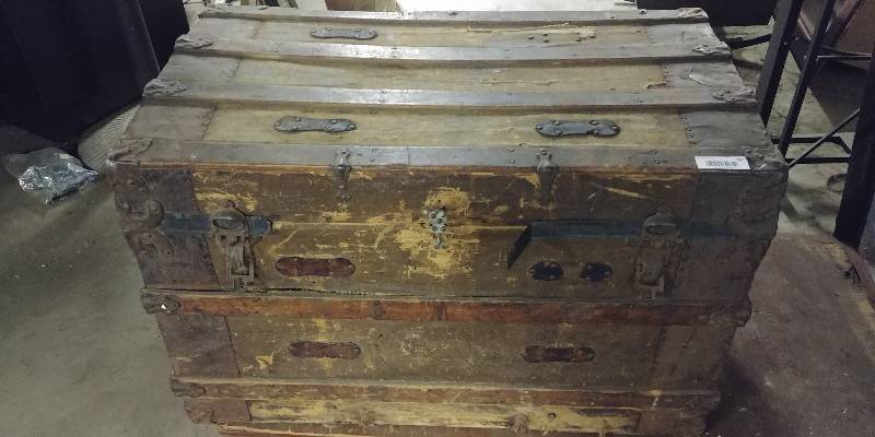 lot 60 image: Antique Wood Trunk