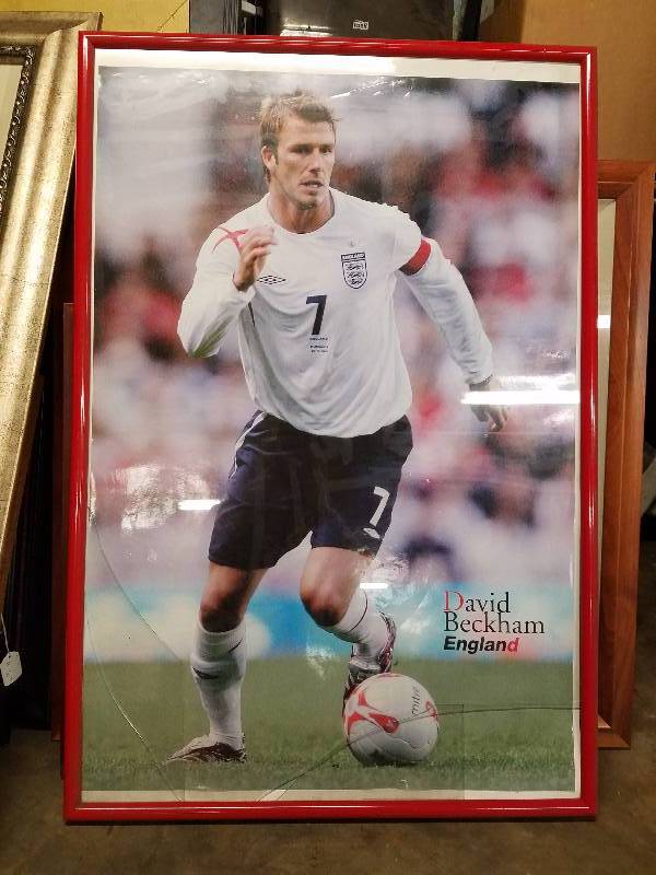 lot 6269 image: Wall Decor