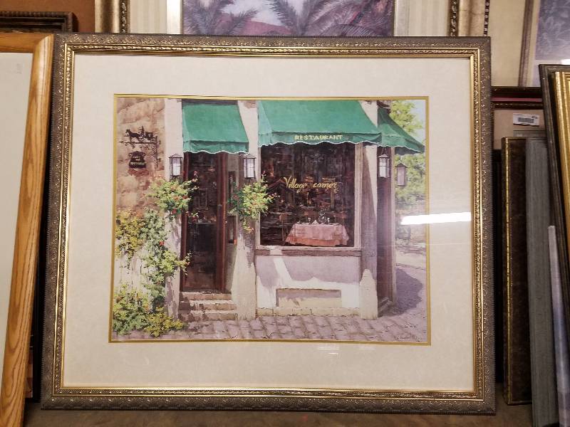 lot 3162 image: Wall Decor