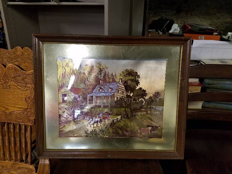 lot 3167 image: Wall Decor