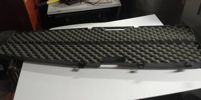 lot 125 image: Rifle Gun Case